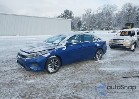 2022 Kia Forte Lxs из США, поврежденный, VIN 3KPF24AD2NE499847